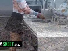 Américain, Baby sitter, Sucer une bite, Éjaculer dans la bouche, Tir de sperme, Hd, Fille latino, Pov