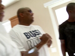 お尻, デカパイ, 黒人, フェラチオ, 異人種間, 淫乱熟女, パーティ, オマンコ