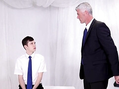 Cul, Sucer une bite, Brunette brune, Éjaculation interne, Gorge profonde, Queue, Hd, Muscle