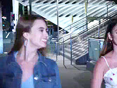 フェラチオ, 茶髪の, 顔射, 女 人男 人, キス, コキ, 三人