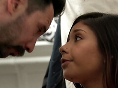 18 ans, Nana, Brunette brune, Papa, Hd, Petite femme, Adolescente, Nénés