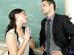 18, デカ尻, デカチン, デカパイ, フェラチオ, 茶髪の, バック, ティーン