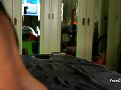 Brunette brune, Embrassement, Lesbienne, Léchez, Masturbation, Chatte, Webcam, Mouillée