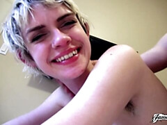 素人, ベッドルーム, デカ尻, ブロンド, バック, 自然山雀, ティーン, オッパイの