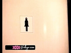 Anal, Gros seins, Blonde, Mignonne, Européenne, Seins naturels, Public, Toilettes