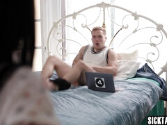 Grote kont, Grote lul, Hd, Moeder die ik wil neuken, Ruw, Stiefmoeder, Taboe, Tiener