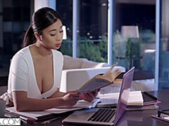 Asiatique, Sucer une bite, En levrette, Poilue, Branlette thaïlandaise, Léchez, Chatte, Adolescente