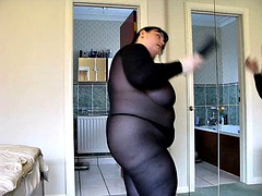 Belle grosse femme bgf, Gros seins, Brunette brune, Douche