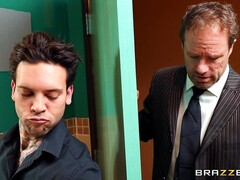 Tattooed cleaner fucks gorgeous chick in restaurant toilet