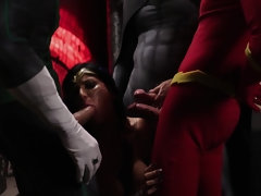 Cul, Gros seins, Sucer une bite, Brunette brune, Tir de sperme, En levrette, Hd