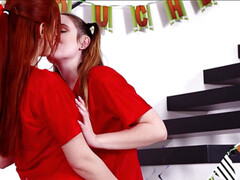 Jeux, Léchez, Fête, Piercing, Chatte, Rousse roux, Rasée, Adolescente