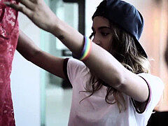 Brunette brune, Adolescente