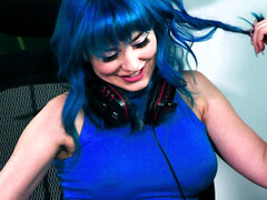 Video game streamer Jewelz Blu getting distracted by her gf Charly Summer