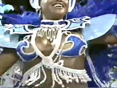 Grote mammen, Braziliaans, Tieten likken