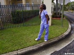 Grote lul, Bruinharig, Sperma shot, Zwart, Hd, Interraciaal, Buiten, Tatoeage