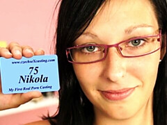 18, デカ尻, デカチン, デカパイ, フェラチオ, 茶髪の, バック, ガリガリ