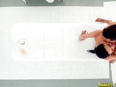 All natural Kira Queen gets pussy fucked on the massage table