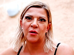 Amateur, Gros cul, Gros seins, Blonde, Doigter, Mère que j'aimerais baiser, De plein air, Cheveux courts