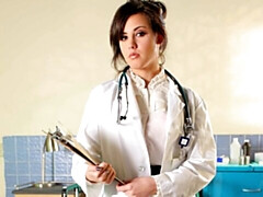 Grosser arsch, Grosser schwanz, Grosse titten, Blasen, Braunhaarige, Hundestellung, Krankenschwester, Kurzes haar