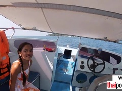 Enthousiasteling, Pijpbeurt, Lul, Hondjeshouding, Buiten, Kut duiken, Tiener, Thais