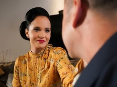 Grosser arsch, Grosse titten, Blasen, Braunhaarige, Kleid, Handjob, Küssen, Strümpfe