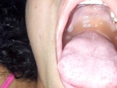 Amateur, Mamada, Morena, Ébano, Orinar, Sexo fuerte, Tragarse, Inodoro