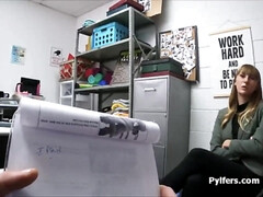 Enthousiasteling, Grote mammen, Pijpbeurt, Natuurlijke tieten, Kantoor, Gezichtspunt, Spion, Tiener