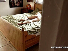 Amateur, Grosse bite, Tromperie, Petite amie, Petite femme, Pov, Adolescente, Plan cul à trois