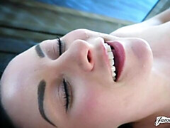 Grote kont, Vingeren, Zoenen, Likken, Masturbatie, Kut duiken, Geschoren, Tiener