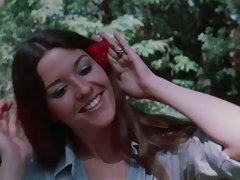 Nana, Sucer une bite, Gorge profonde, Hard, Interracial, Lesbienne, Nénés, Rétro ancien