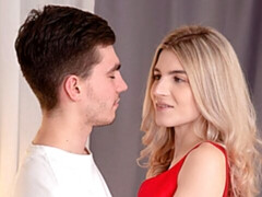 Grote lul, Blond, Hondjeshouding, Likken, Natuurlijke tieten, Kut duiken, Mager, Tieten likken