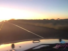 Enthousiasteling, Blond, Vriendin