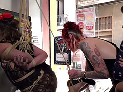 ボンデージ, 服従, フェティッシュ, ヒール, 淫乱熟女, アウトドア, 公共, タトゥー