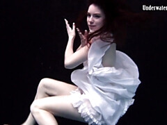 Брюнетки, Чешки, Женщины, Голышом, На публике, Русские, Сиськи, Под водой