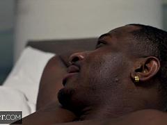 デカチン, 黒人, フェラチオ, 茶髪の, イく瞬間, 異人種間, なめる, 馬乗り