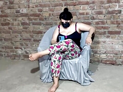 69, Gros cul, Gros seins, Fait maison, Indienne, Fille latino, Culottes ou slips, Belle mère