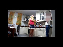 Enthousiasteling, Daddy, Vies praten, Duits, Handbeurt, Hakken, Slipje, Tiener