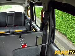 デカパイ, イギリス人, 巨乳な, 車, 淫乱熟女, 母, オマンコ, 義母