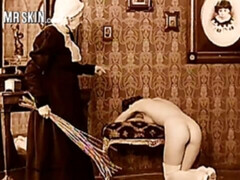 Blonde, Sucer une bite, Branlette thaïlandaise, Seins naturels, Jupe, Jarretelles, Nénés, Rétro ancien