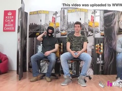 Leie, Blasen, Braunhaarige, Spermaladung, Europäisch, Kompletter film, Gruppe, Reif