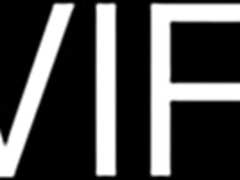 Black MILF pornstar August Skye filthy scene