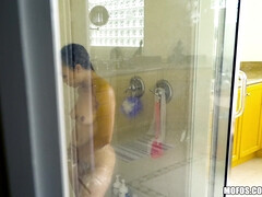 Cul, Salle de bains, Petite amie, Seins naturels, Pov, Douche, Nénés, Voyeur