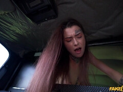 Enthousiasteling, Pijpbeurt, Tsjechisch, Jurk, Sperma in gezicht, Natuurlijke tieten, Doordringend, String