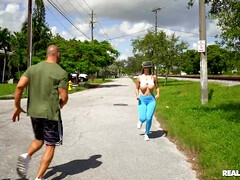 Grote lul, Grote mammen, Rondborstig, Pornster, Kut duiken, Realiteit, Roodharige vrouw, Douche