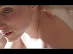 Сногсшибательные, Брюнетки, Натуральные сиськи, Бритые, Тощие, Соло, Стриптизерша, Молоденькие