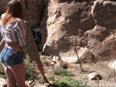 Amerikanisch, Grosse titten, Hochschule, Im freien, Muschi, Rasiert, Lehrer, Titten