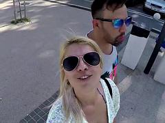 Follow Jasmine to her holiday adventure and see a nice outdoor pee