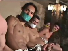 Садо мазо, Бондаж, Затыкание рта, Геи, Латиноамериканки