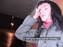 Большой член, Брюнетки, Чешки, Деньги, На природе, Сосущие