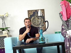 アラブ, お尻, フェラチオ, バック, 手コキする, 淫乱熟女, 剃毛, タトゥー